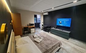 La Mirage Apartment 03
